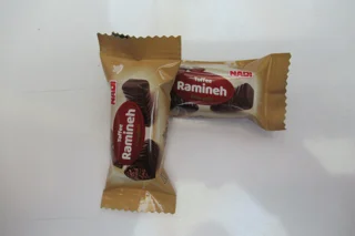 شکلات نادی با مغز کاراملی
